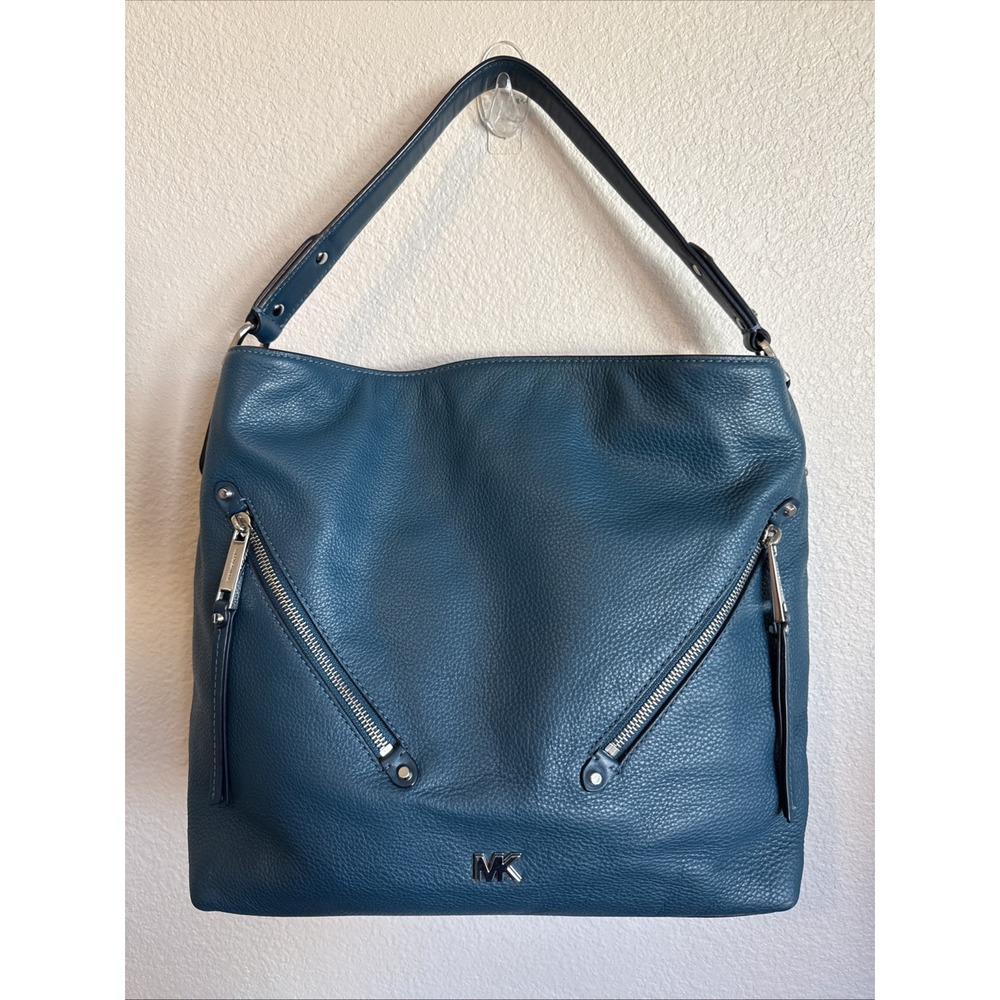 Michael Kors Evie Large Pebbled Leather Hobo Bag Silver Tone Hardware-READ